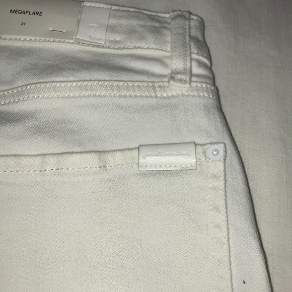 7 For All Mankind Megaflare Jeans in Clean White NWT - Picture 5 of 10